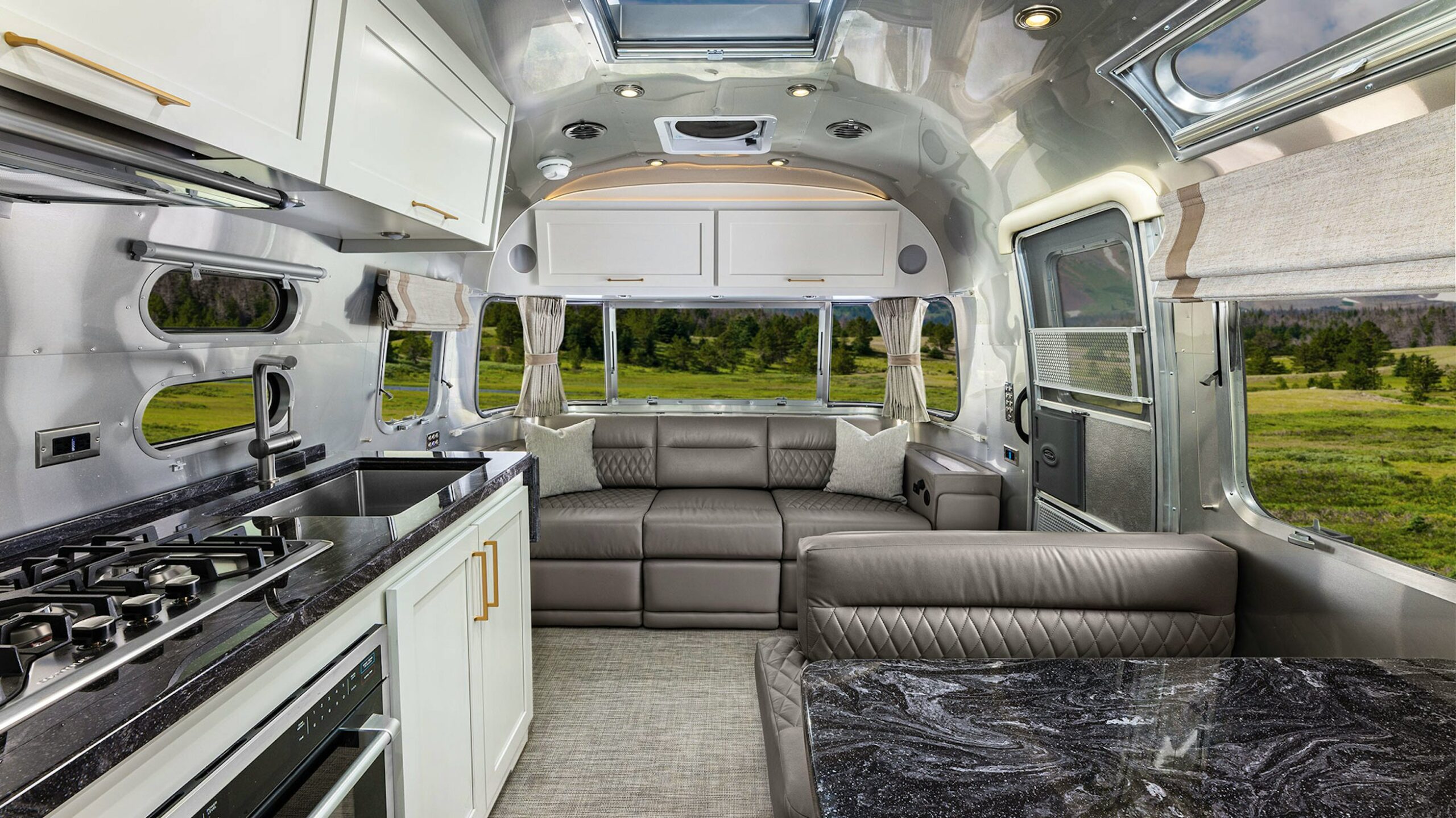Foley RV Center & Airstream of Mississippi